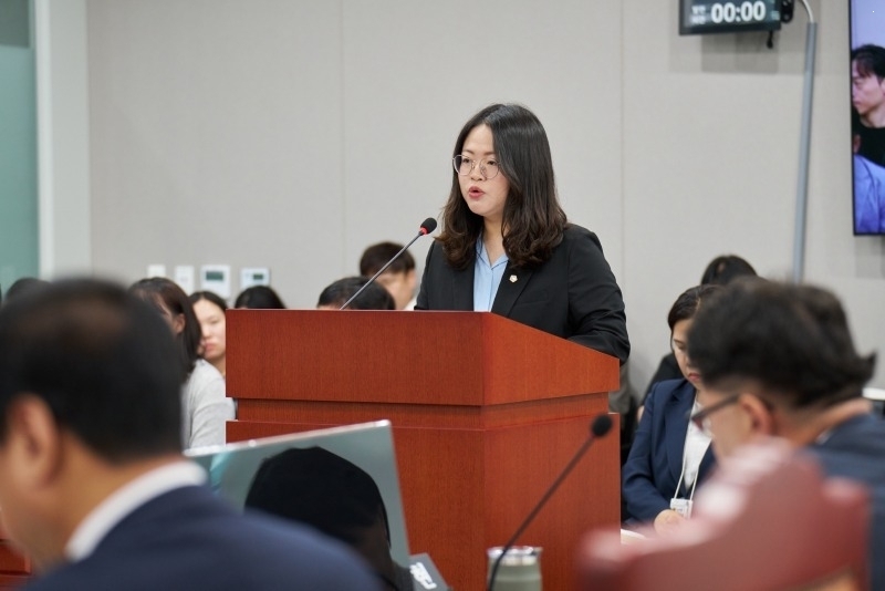 250630 이자형 의원, 전국 최초 클라우드 컴퓨팅서비스 이용자 보호 조례 제정 본회의 통과.jpg